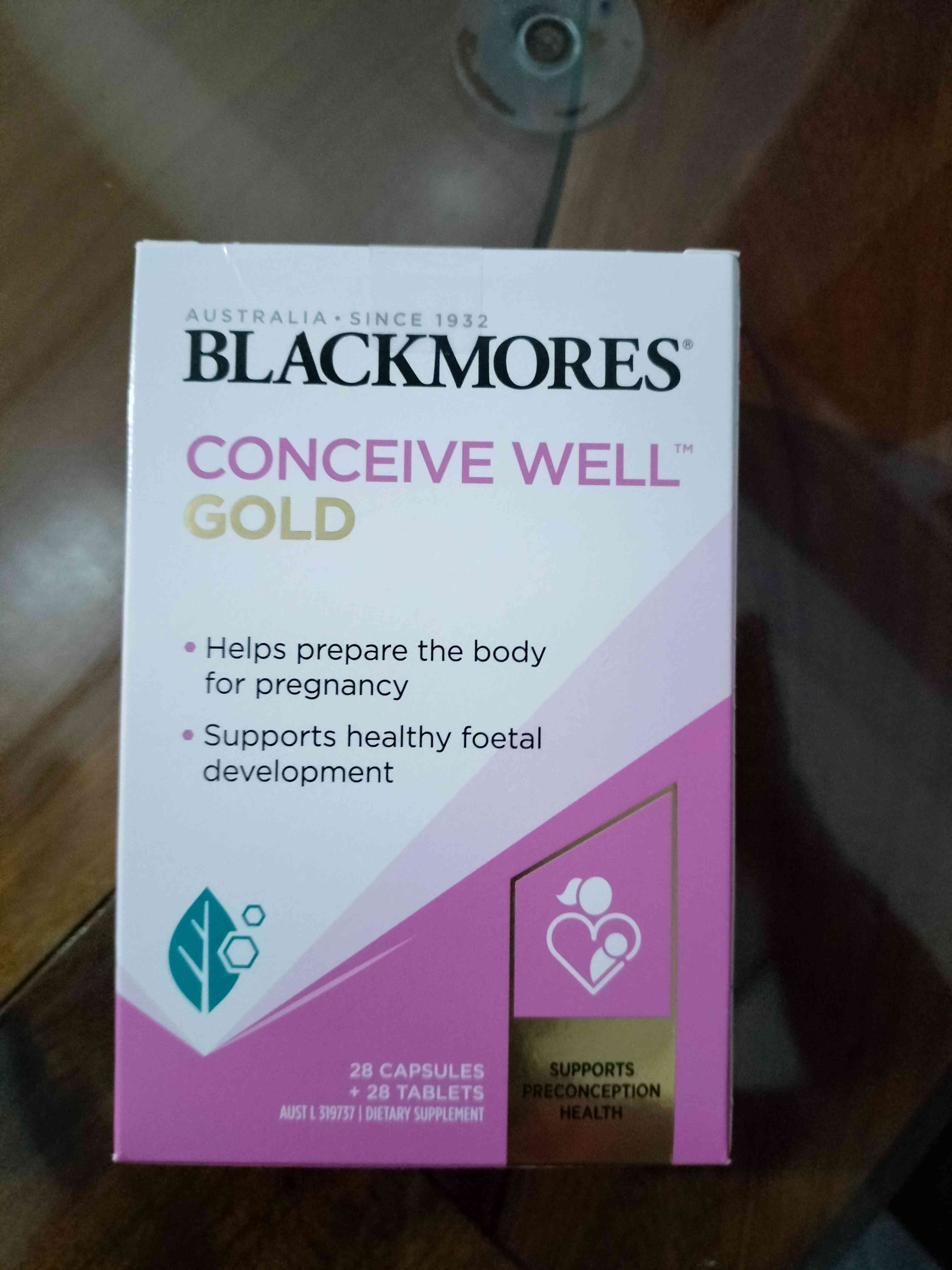Viên uống Blackmores Conceive Well Gold - Hỗ trợ tăng khả năng thụ thai cho phụ nữ, bổ sung vitamin và chất dinh dưỡng cần thiết 56 viên