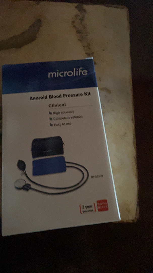 Máy Đo Huyết Áp Cơ Microlife AG1-10 - Thiết Bị Kiểm Tra Sức Khỏe Tại Nhà Chính Xác, Dễ Sử Dụng, Dải Đo 0-300 mmHg