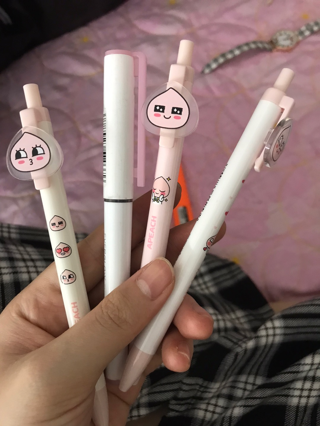 Bộ 3 bút bi gel đen 0.38mm Deli họa tiết Kakao Friends A487 - Bút viết dễ thương, phù hợp cho ghi chép và luyện chữ tự nhiên.