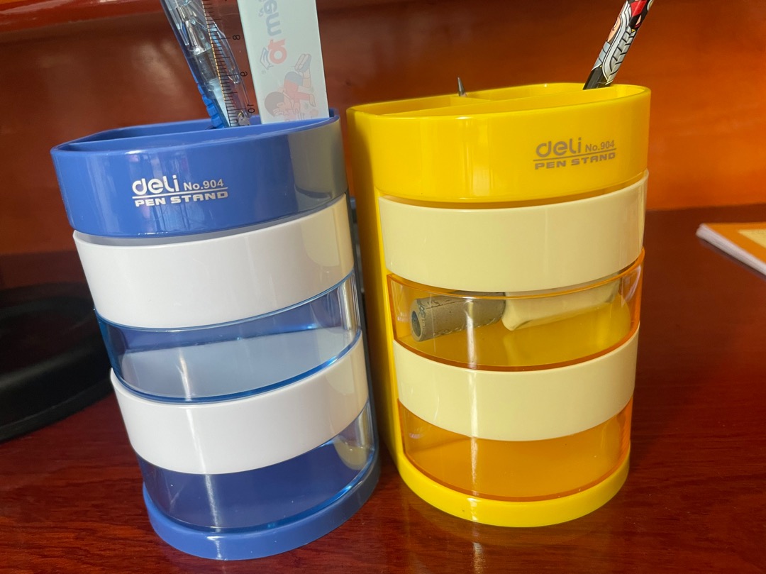 Cốc Cắm Bút 7 Tầng Deli - Thiết Kế Nhỏ Gọn, Tiện Lợi Cho Văn Phòng Và Học Sinh - Đồ Dùng Học Tập Thông Minh