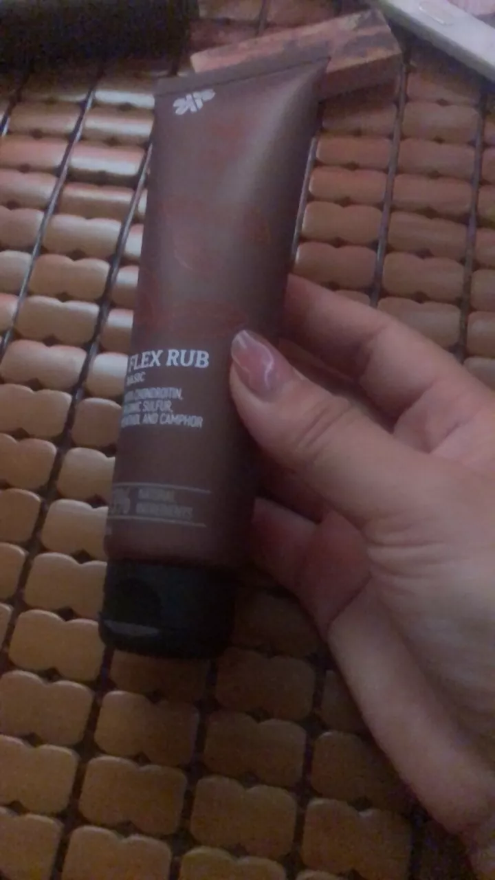 Kem xoa bóp Siberian Flex Rub Basic 100ml - Giảm đau hiệu quả với tinh dầu thảo mộc tự nhiên, hỗ trợ thư giãn vùng khớp và cơ bắp.