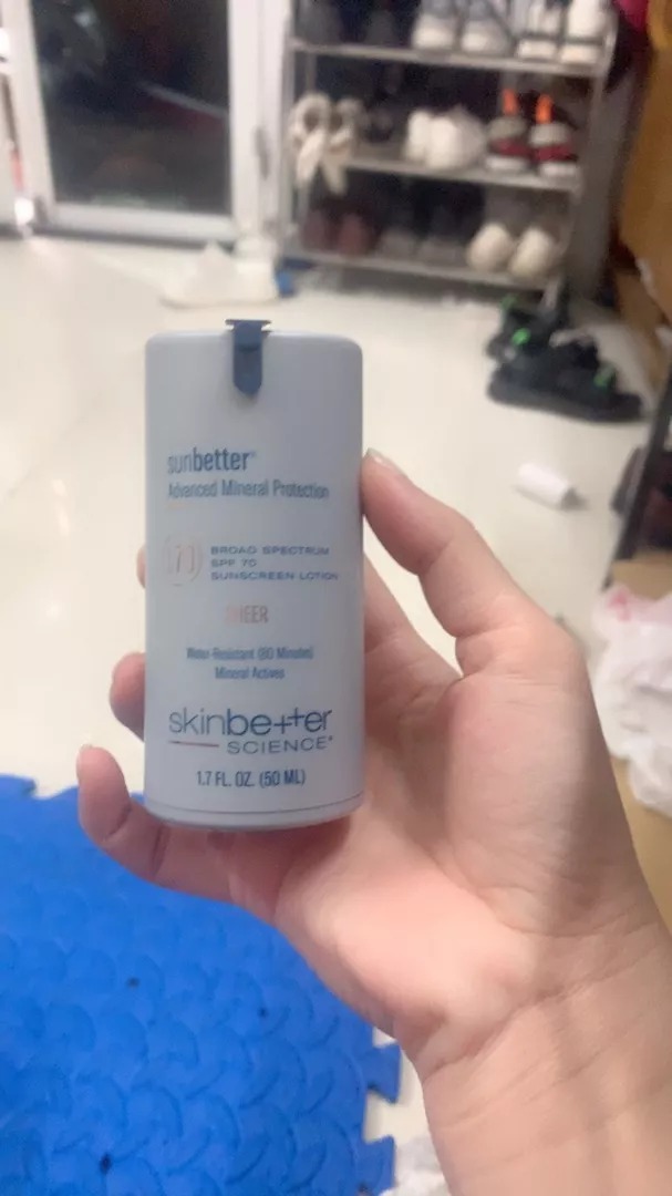Kem Chống Nắng SkinBetter Science Sunbetter Sheer SPF70 - Bảo Vệ Da Mặt, Không Dầu, Phổ Rộng, Thích Hợp Trang Điểm, Chống Nước 80 Phút