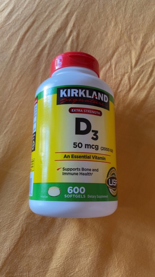 Vitamin D3 2000IU Kirkland - Viên Uống Bổ Sung Vitamin D Chất Lượng Từ Mỹ, Hỗ Trợ Xương Khớp và Hệ Miễn Dịch, Hộp 600 Viên