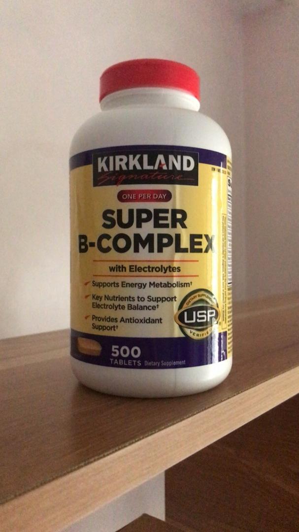 Vitamin B tổng hợp Super B-Complex Kirkland 500 viên - Tăng cường sức khỏe, hỗ trợ năng lượng và giảm căng thẳng hiệu quả
