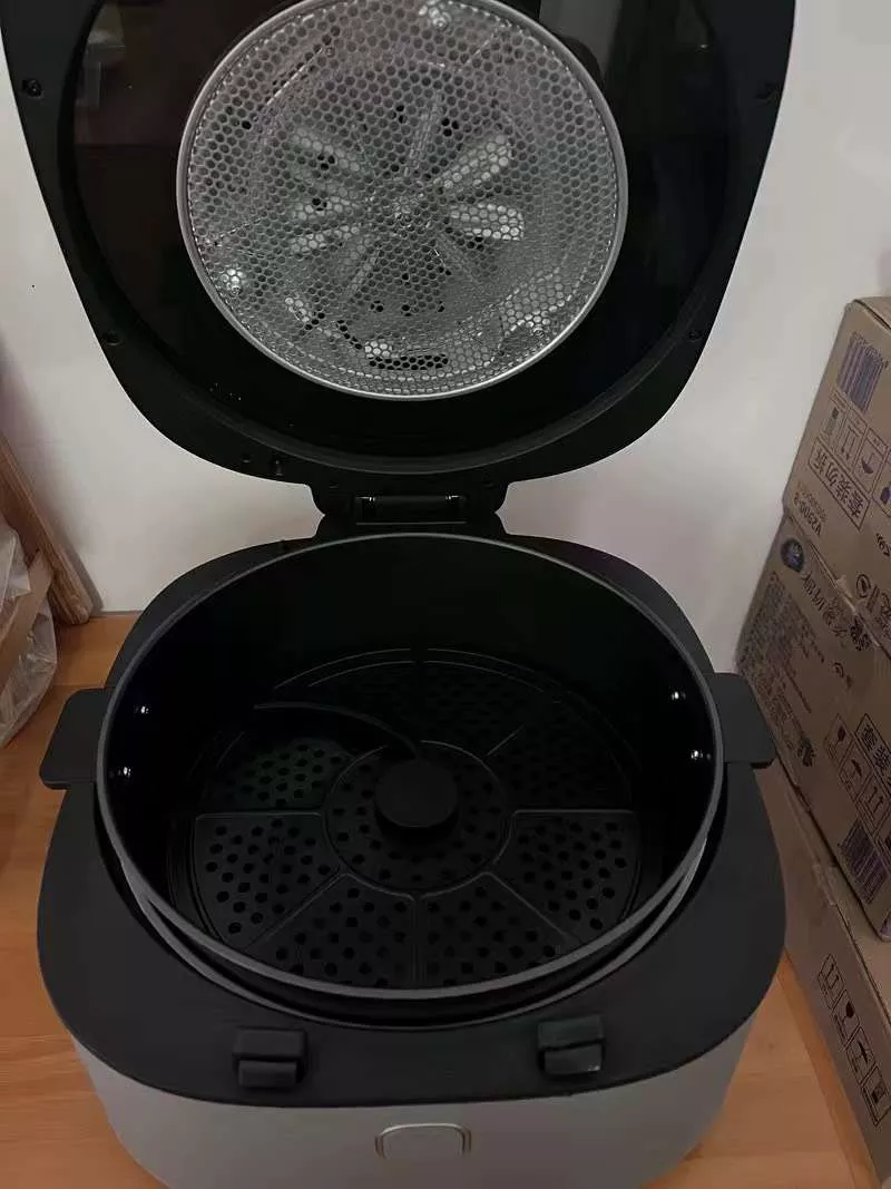 Nồi Chiên Không Dầu Bear QZG-E14G5 6.5L - Trục Đảo Tự Động, Công Suất 1350W, Nấu Nướng Đều Thức Ăn, Dễ Sử Dụng