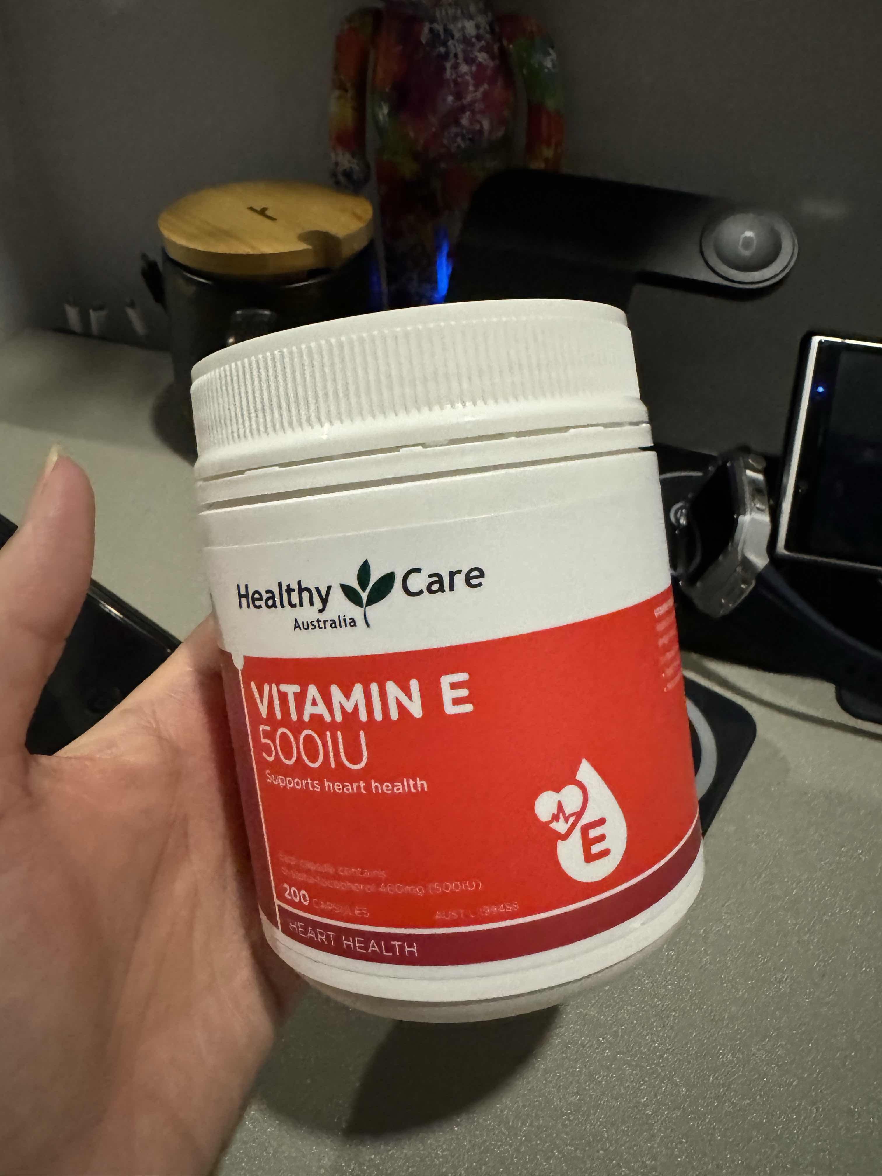 Viên uống Vitamin E Healthy Care 500IU 200 viên - Bổ sung Vitamin E làm đẹp da và tóc, hàng Úc chính hãng