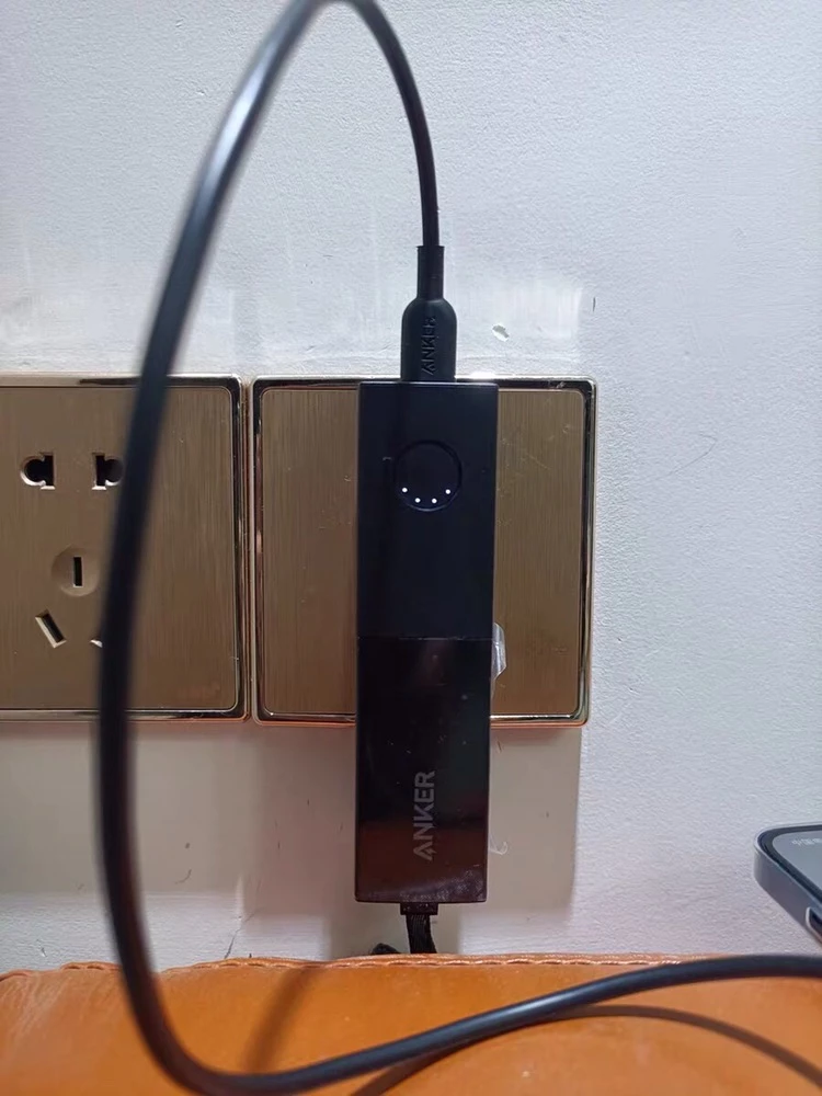 Củ Sạc Kiêm Pin Dự Phòng Anker A1633 Sạc Nhanh 20W - Thiết Kế Nhỏ Gọn, Dung Lượng 5000mAh, Tương Thích Mọi Thiết Bị Di Động
