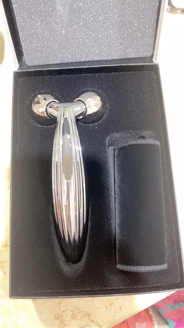 Cây lăn massage Refa Carat Ray - Giảm nhăn, nâng cơ, chăm sóc da mặt và body, thiết kế cao cấp, hiệu quả cao, đẹp mắt, phù hợp với mọi loại da