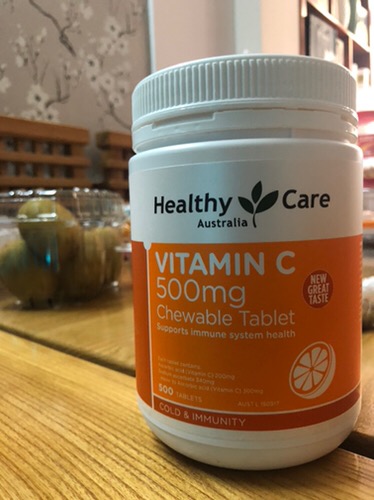 Viên nhai vitamin C Healthy Care của Úc 500mg - Bổ sung Vitamin C thiên nhiên, tăng cường sức đề kháng và làm đẹp da cho trẻ em và người lớn.