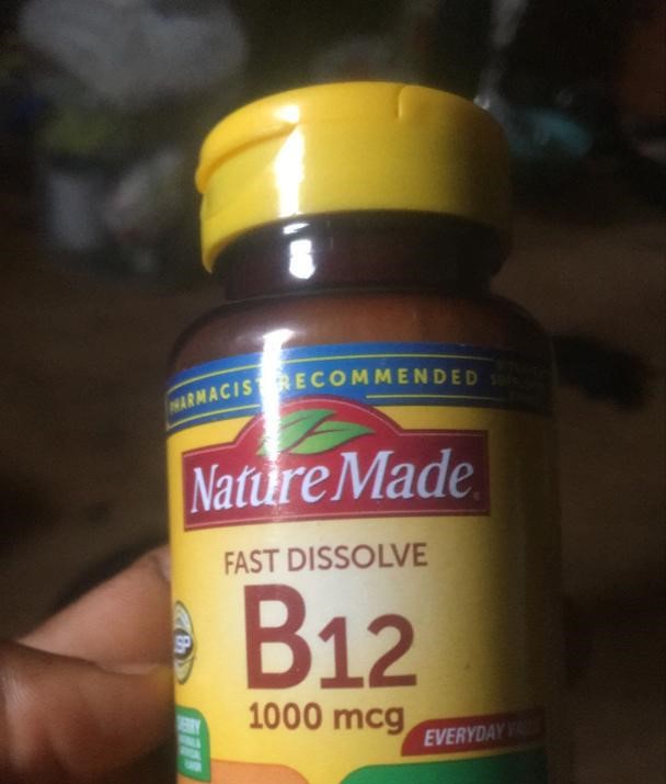 Viên uống bổ sung Vitamin B12 Nature Made 1000 Mcg - Hỗ trợ sức khỏe, tăng cường năng lượng, 90 viên cho người ăn chay và phụ nữ mang thai