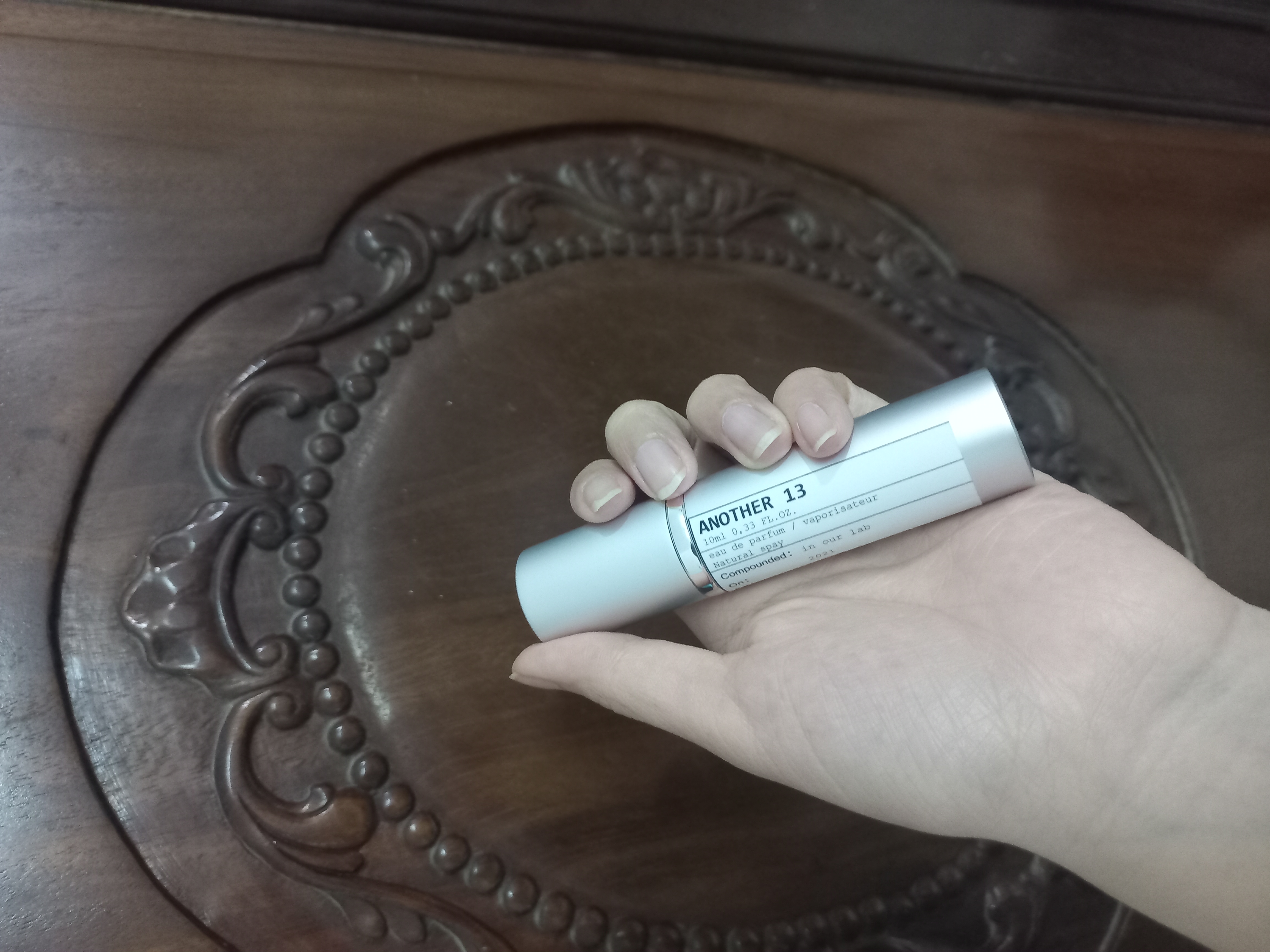 Nước hoa Another 13 Le Labo 10ml - Hương thơm thanh khiết cho nam nữ, cảm giác tươi mới, quyến rũ, phù hợp mọi dịp.
