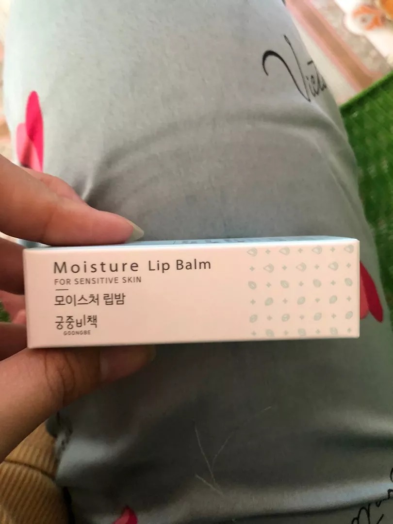 Son dưỡng mềm môi cho bé Goongbe Moisture Lip Balm không màu