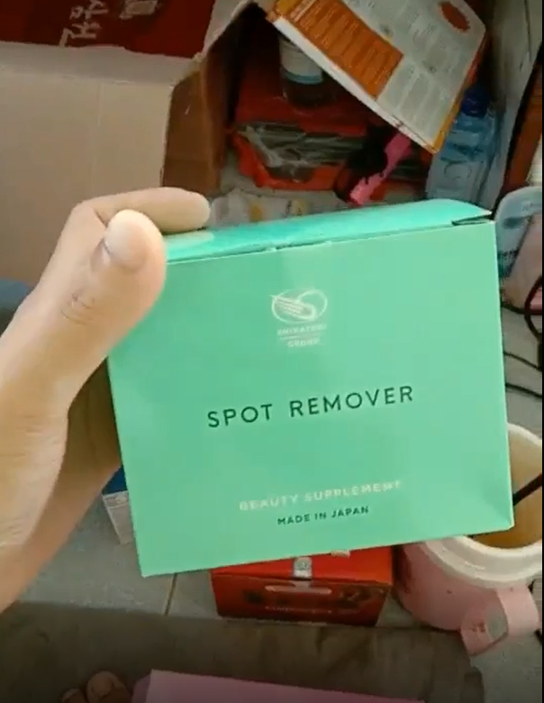 Viên uống Shiratori Spot Remover - Hỗ trợ giảm mụn, kháng viêm, làm sáng da - Hộp 30 gói, bổ sung dinh dưỡng tự nhiên