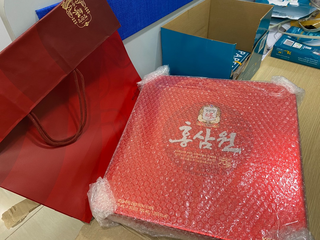 Nước Hồng Sâm Won KGC Cheong Kwan Jang Hàn Quốc 30 Gói - Hỗ Trợ Tăng Cường Sức Khỏe, Đặc Biệt Cho Người Cao Tuổi và Phụ Nữ Tuổi Mãn Kinh