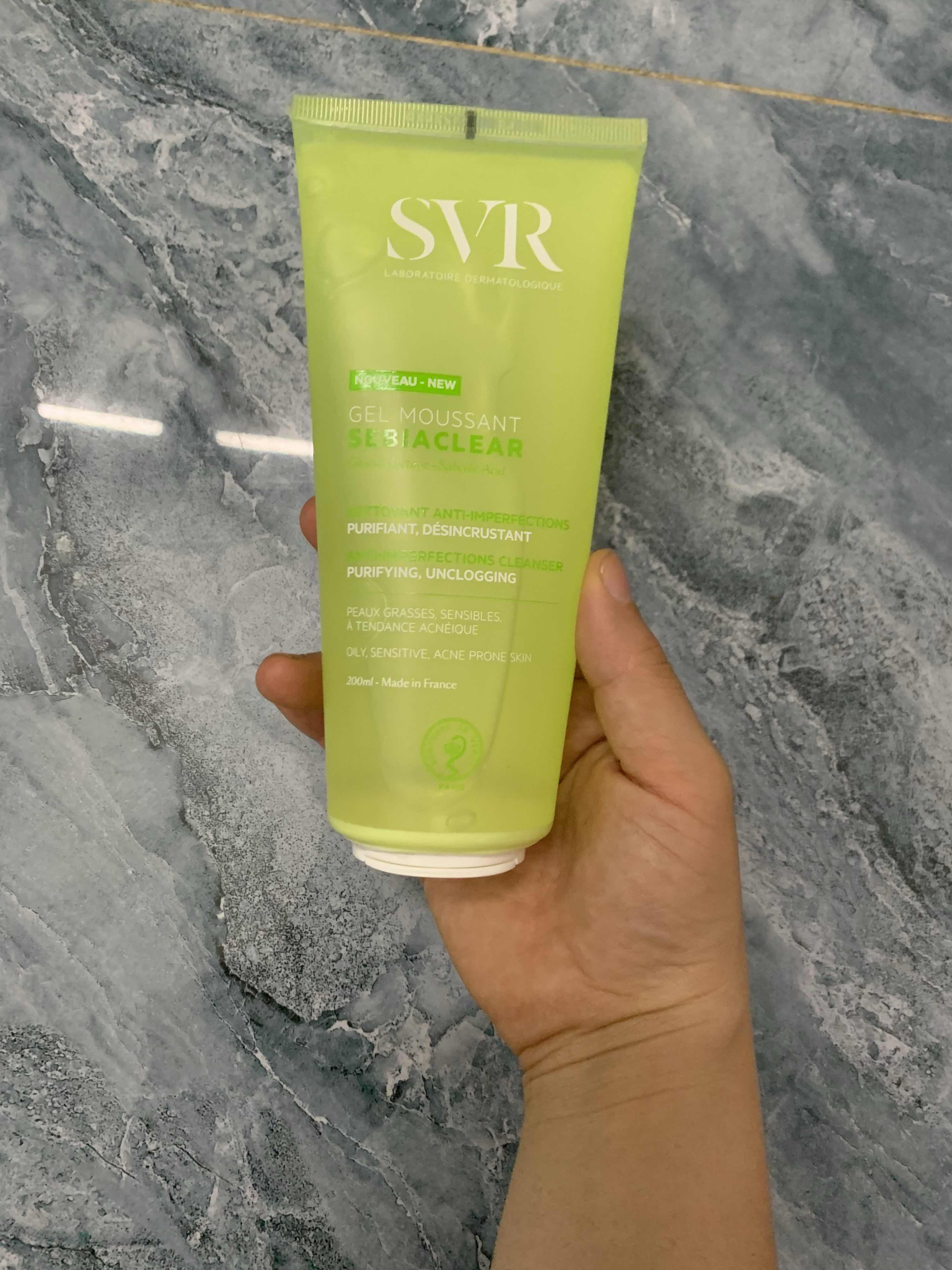 Sữa Rửa Mặt SVR Sebiaclear Gel Cho Da Dầu Nhạy Cảm - Làm Sạch Sâu, Ngừa Mụn, Dưỡng Ẩm, Hương Táo Xanh 200ml/400ml