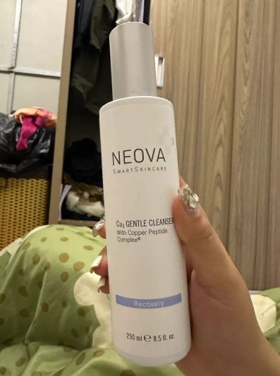 Sữa Rửa Mặt Neova Cu3 Gentle Cleanser Dành Cho Da Nhạy Cảm - Làm Sạch Dịu Nhẹ, Hỗ Trợ Phục Hồi Độ ẩm Tự Nhiên