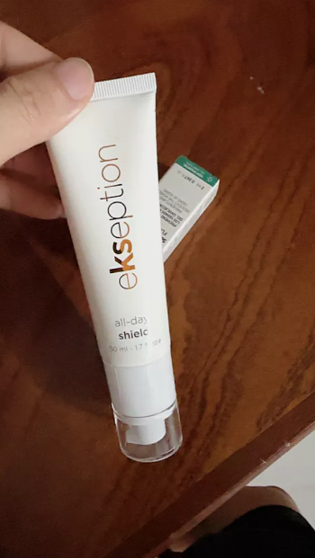 Kem Chống Nắng Ekseption All Day Shield SPF 50 - Bảo Vệ Da Mịn Màng 12 Giờ, Chiết Xuất Tảo Đỏ, Dưỡng Ẩm, Phổ Rộng 50ml