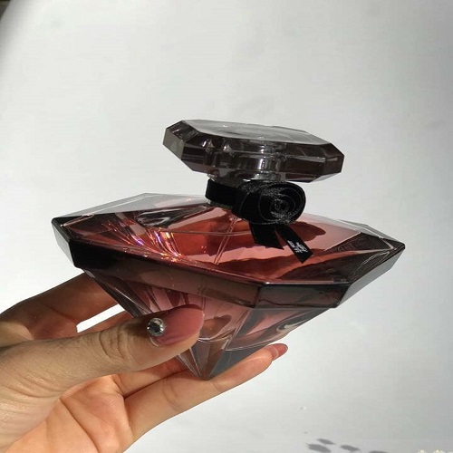 Nước hoa nữ Lancome Tresor La Nuit EDP - Quyến rũ, Sang trọng, Hương Vani, Thiết kế Viên Kim Cương, 75ml/100ml