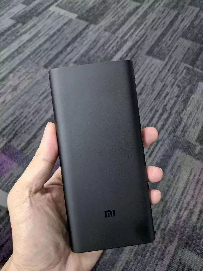 Pin sạc dự phòng 20000mAh Pro 50W Xiaomi PB200SZM - Sạc nhanh 3 cổng cho Laptop và Smartphone, thiết kế siêu gọn nhẹ