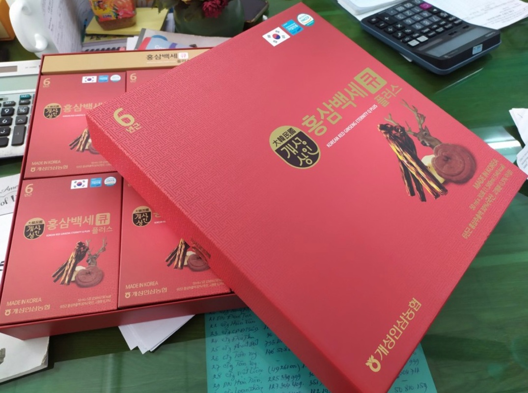 Nước Hồng Sâm Nhung Hươu 6 Tuổi Q Plus Hàn Quốc Tốt Cho Sức Khỏe - Hộp 30 Gói Bổ Sung Sức Đề Kháng và Làm Đẹp Da