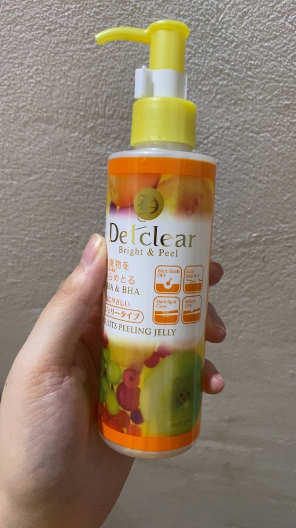 Tẩy Da Chết Detclear Bright & Peel Nhật Bản - Gel Tẩy Da Mặt Sáng Da Mờ Thâm, Chứa AHA & BHA, Phù Hợp Cho Da Nhạy Cảm 180ml