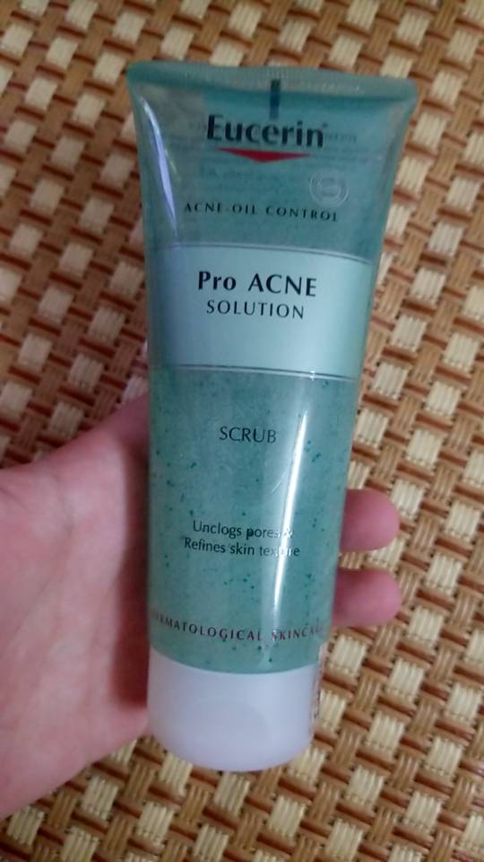 Gel Tẩy Tế Bào Chết Da Mụn Eucerin Pro Acne Scrub 100ml - Chăm Sóc Da Mụn Hiệu Quả, Ngăn Ngừa Mụn Đầu Đen, Làm Sạch Sâu Lỗ Chân Lông