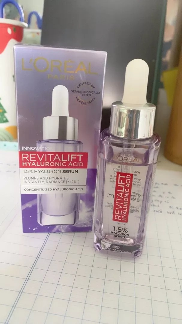 Serum L’Oreal Revitalift 1.5% Hyaluronic Acid Cấp Ẩm Sáng Da