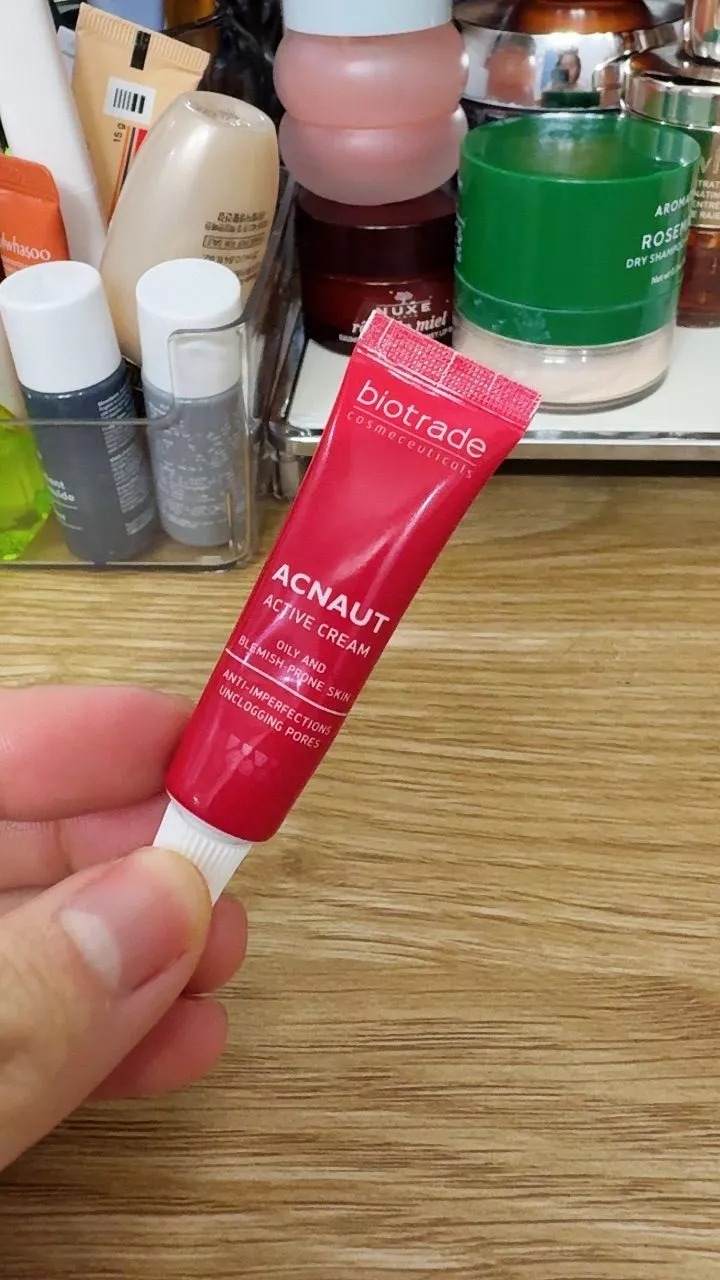 Kem Trị Mụn Biotrade Acnaut Active Cream 15ml - Hỗ Trợ Làm Khô Cồi Mụn, Giảm Đỏ Da, Cấp Ẩm và Làm Dịu Da Mụn