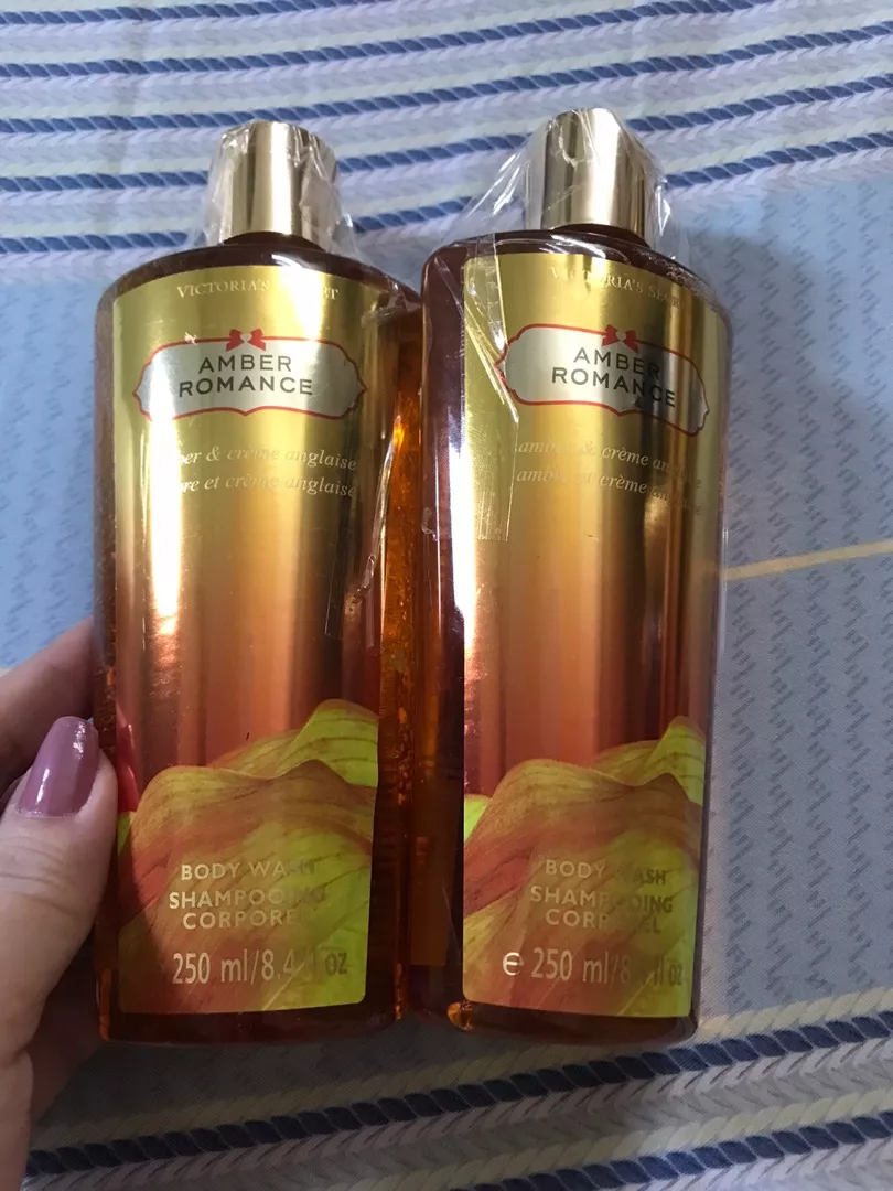 Sữa tắm Victoria Secret Amber Romance 250ml
