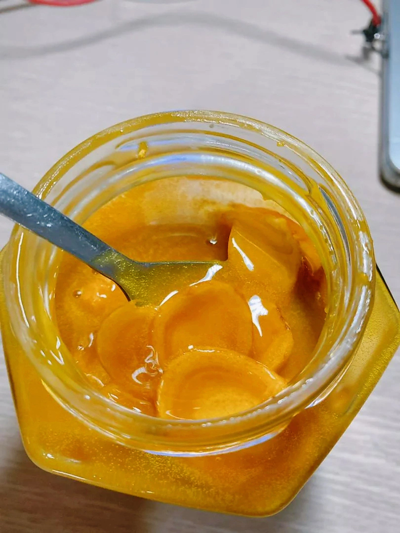 Sâm nghệ mật ong Mama Chue Hàn Quốc 500ml - Tăng cường sức khỏe, làm đẹp da, hỗ trợ miễn dịch cho cả gia đình từ 10 tuổi trở lên