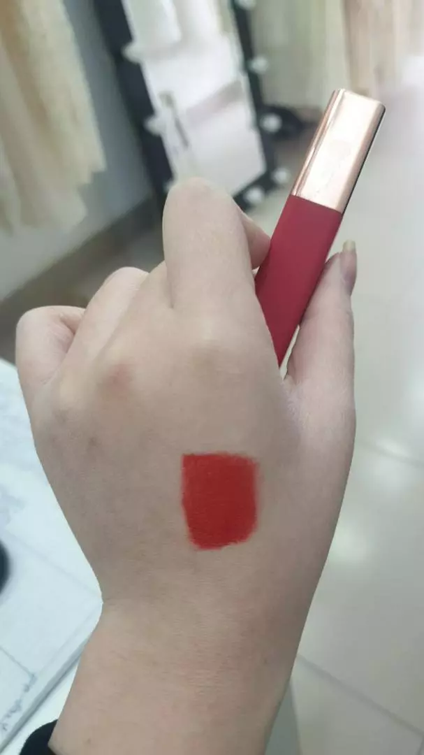 Son 3CE Cloud Lip Tint Macaron Red Đỏ Tươi - Chất Son Mượt Mà, Bám Màu Lâu, Phù Hợp Mọi Tông Da, Làn Da Rạng Rỡ