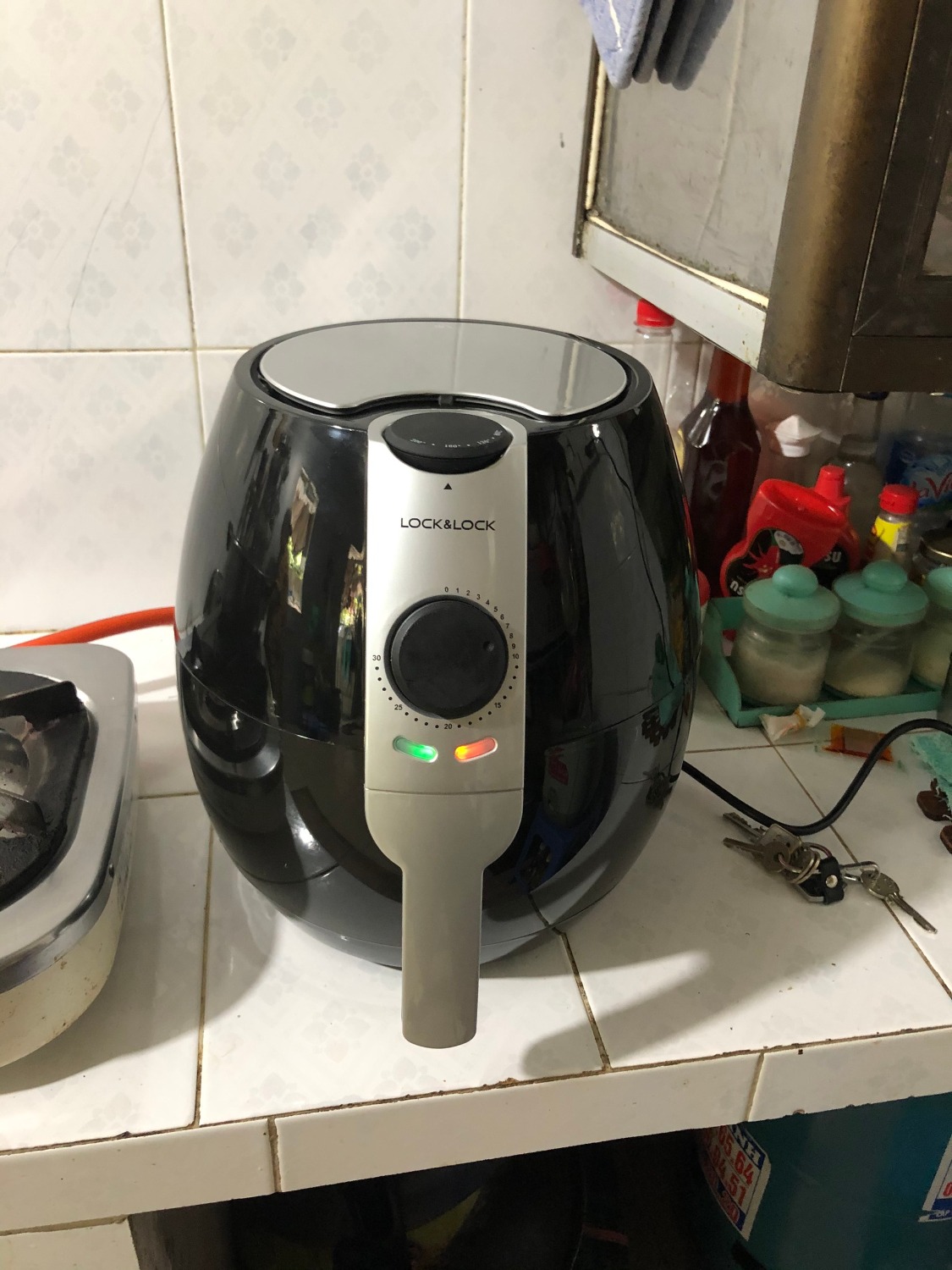 Nồi Chiên Không Dầu Lock&Lock ECF-302R Đen - Công Nghệ Rapid Air Giúp Chiên Thực Phẩm Ngon, Ít Dầu Mỡ, Dung Tích 3.2L