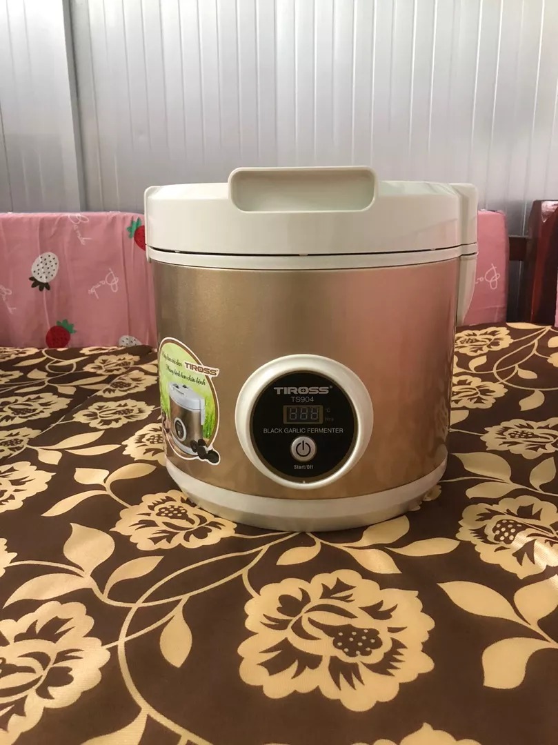 Máy Làm Tỏi Đen Tiross TS904 - Thiết Bị Hỗ Trợ Làm Tỏi Đen Nhanh, Chất Lượng Tốt, Dễ Dàng Sử Dụng Tại Nhà
