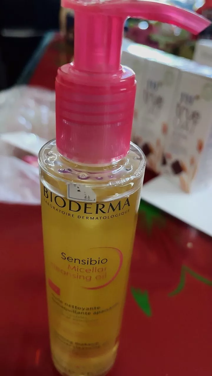 Dầu tẩy trang Bioderma Sensibio Micellar Cleansing Oil 150ml - Làm sạch sâu, dịu nhẹ cho mọi loại da, trang điểm và bụi bẩn dễ dàng loại bỏ