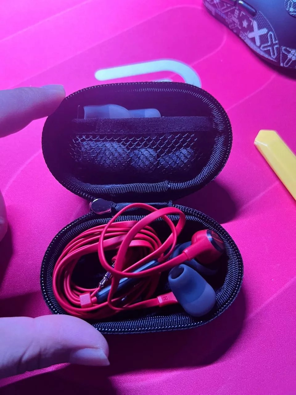 Tai Nghe Gaming HyperX Cloud Earbuds II - Âm Thanh Chất Lượng, Thiết Kế Nhỏ Gọn, Tương Thích PC, Di Động, Nhiều Màu Sắc