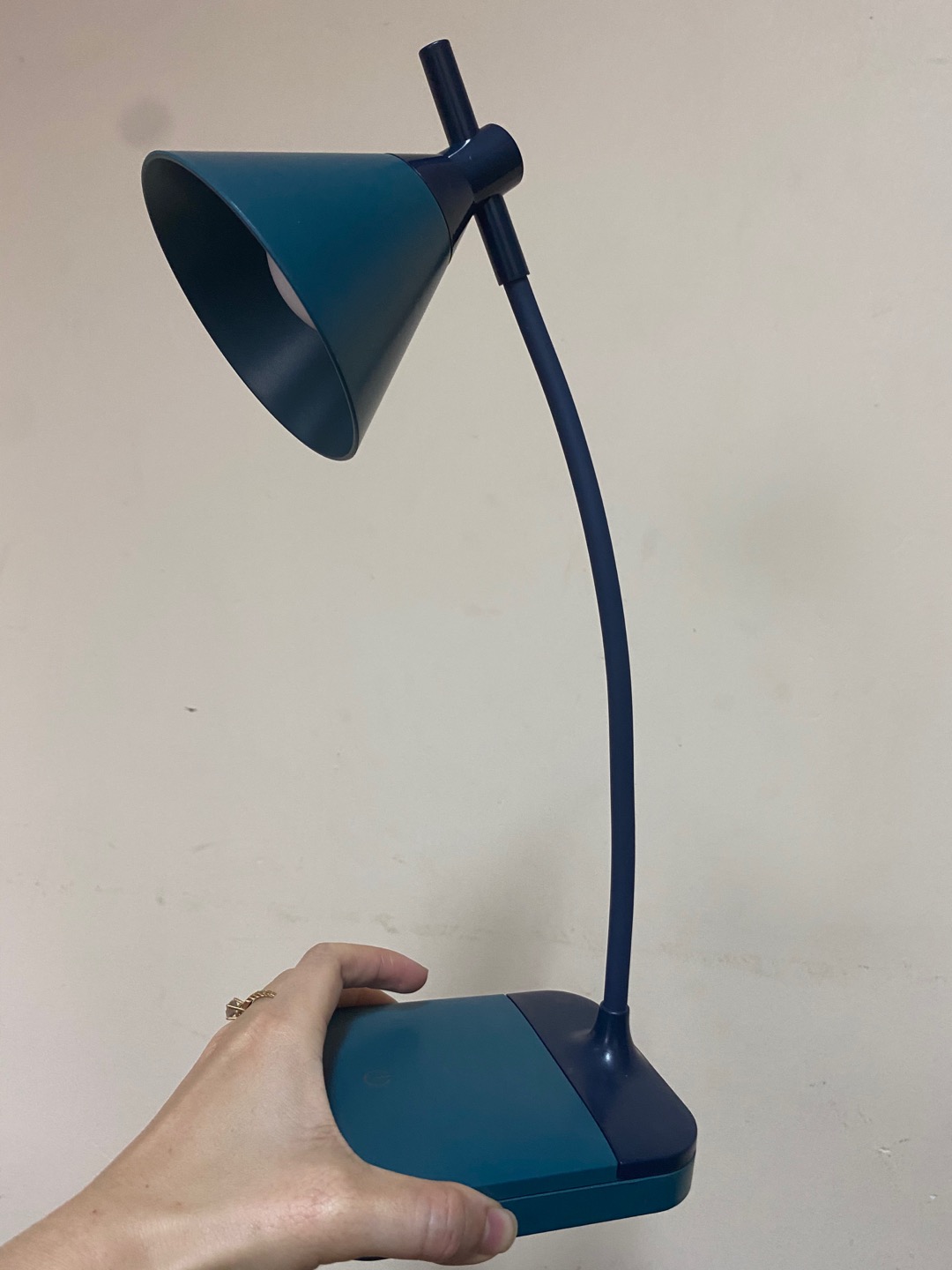 Đèn Led Tích Điện 3 Độ Sáng, Đèn Bàn Đọc Sách và Trang Trí Nhà Cửa - Thiết Kế Hiện Đại, Tiện Dụng, Chống Chói