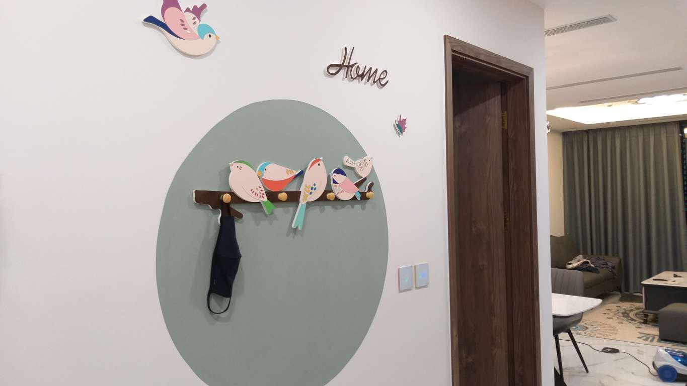 Bộ Decal Dán Tường Hình Chim Happy Birds Kèm Kệ Treo - Trang Trí Phòng Ngủ Hiện Đại, Phong Cách Tối Giản