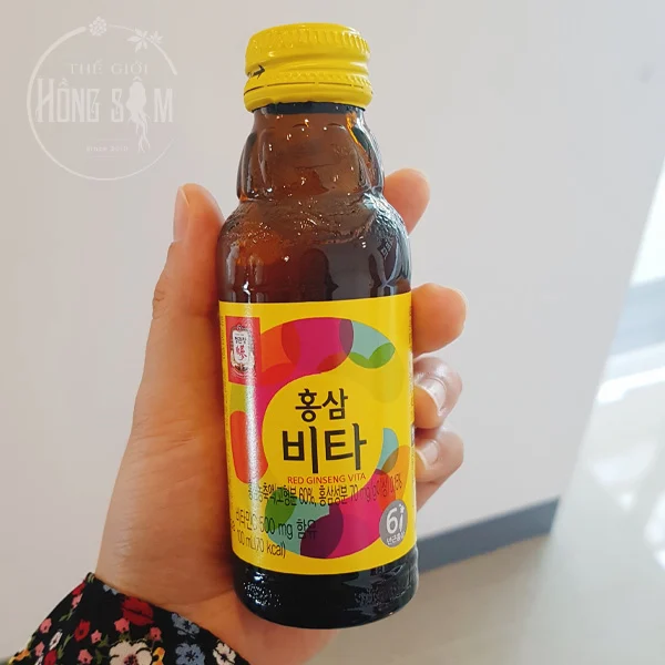Nước Uống Hồng Sâm Vitamin C KGC Red Ginseng Vita - Nước Bổ Sung Sức Khỏe Từ Hồng Sâm 6 Năm Tuổi, Hỗ Trợ Làm Đẹp Da 100ml x10 Chai