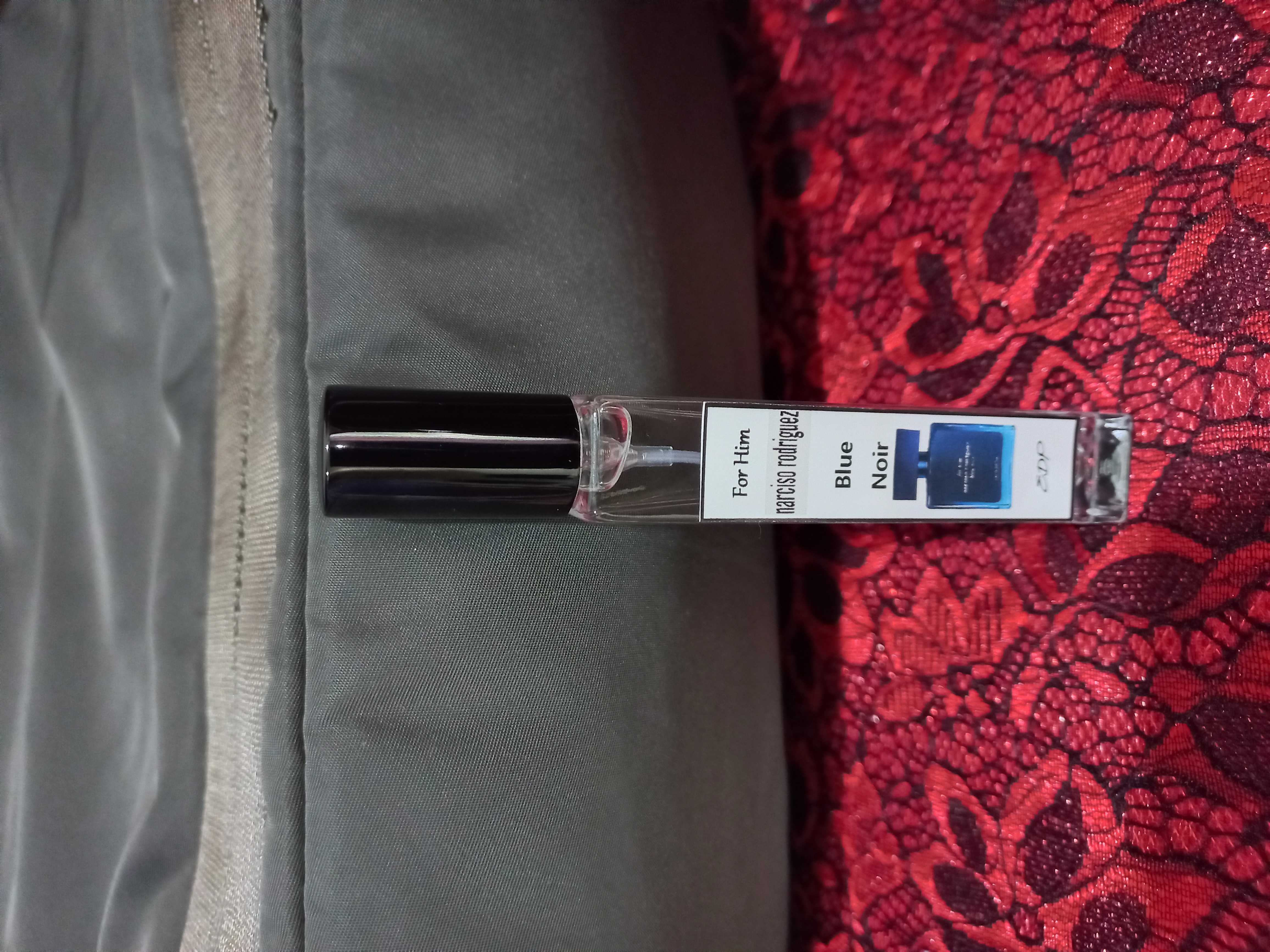 Nước hoa nam Narciso Bleu Noir EDP - Hương Gỗ Sang Trọng, Cuốn Hút, Lưu Hương Lâu - Quà Tặng Lý Tưởng cho Phái Mạnh
