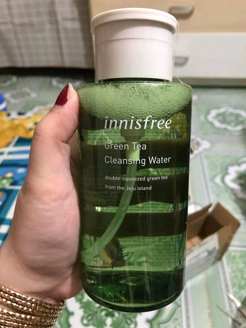 Nước Tẩy Trang Trà Xanh Innisfree Green Tea Cleansing Water 320ml - Dành Cho Da Dầu, Mụn, Hỗ Trợ Kiềm Dầu Và Ngăn Ngừa Mụn