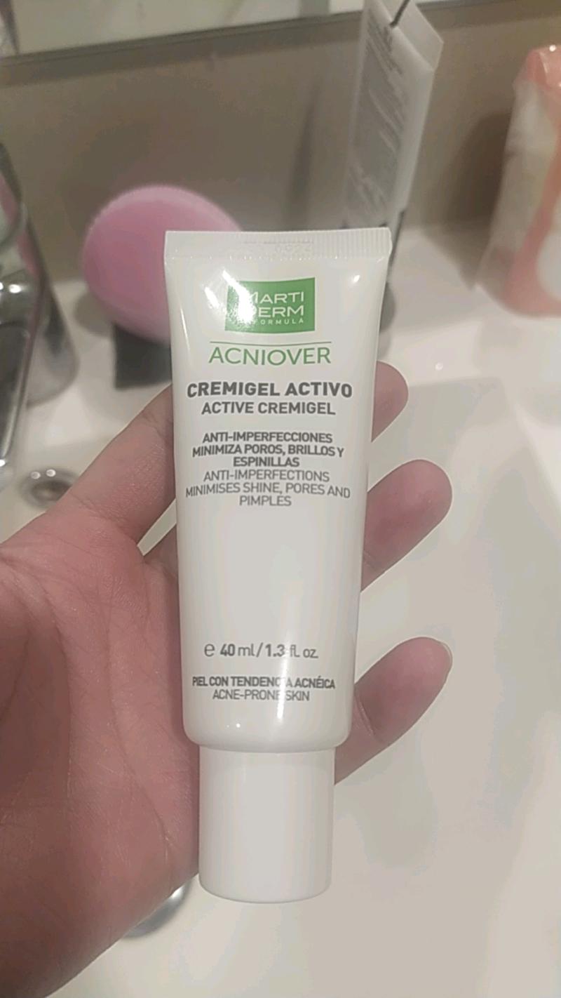 Kem Dưỡng Martiderm Acniover Active Cremigel 40ml - Giảm Nhờn, Ngừa Mụn Hiệu Quả, Se Khít Lỗ Chân Lông Cho Da Dầu Mụn