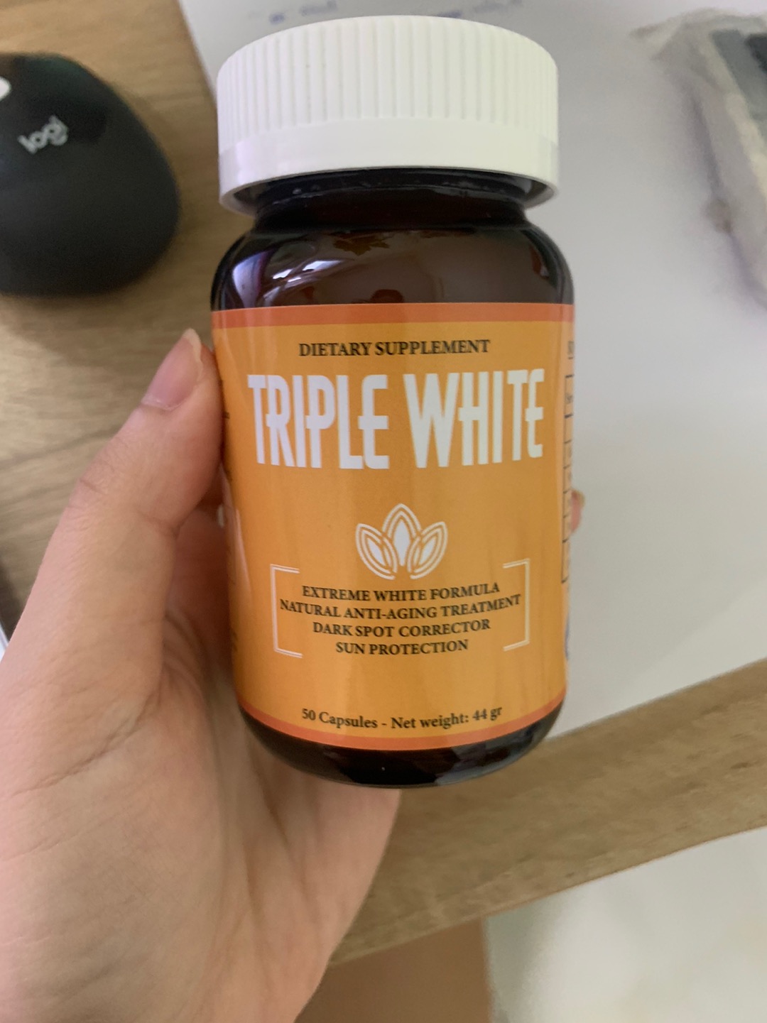Viên Uống Trắng Da Dietary Supplement Triple White - Glutathione 1200mg, Hỗ Trợ Làm Sáng Da và Chống Nắng Hiệu Quả, Hộp 50 Viên