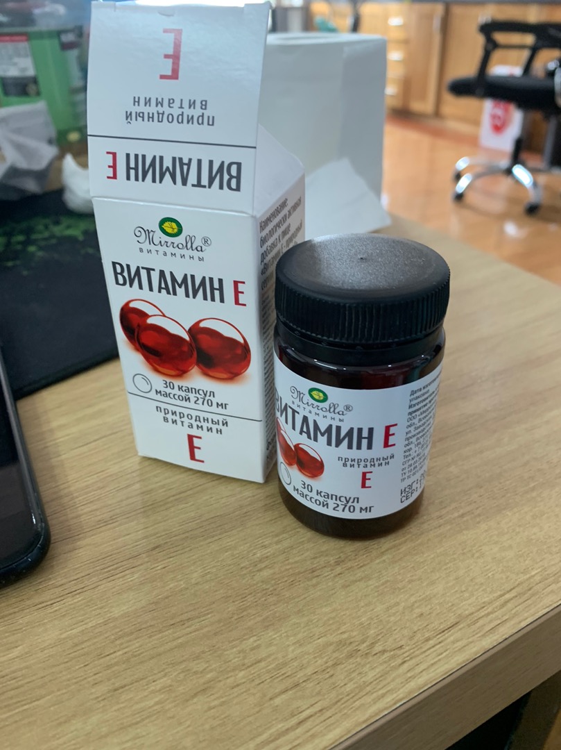 Viên Uống Vitamin E Đỏ Nga Mirrolla 270mg Hộp 30 Viên - Dưỡng Da, Khắc Phục Lão Hóa, Giúp Da Mịn Màng, Hàng Chính Hãng