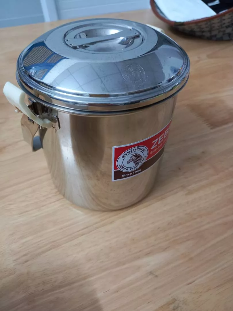 Camen Inox có nắp cài và quai cầm Zebra - Đồ Gia Dụng Nhà Bếp Chất Liệu Cao Cấp, Bảo Quản Thức Ăn An Toàn