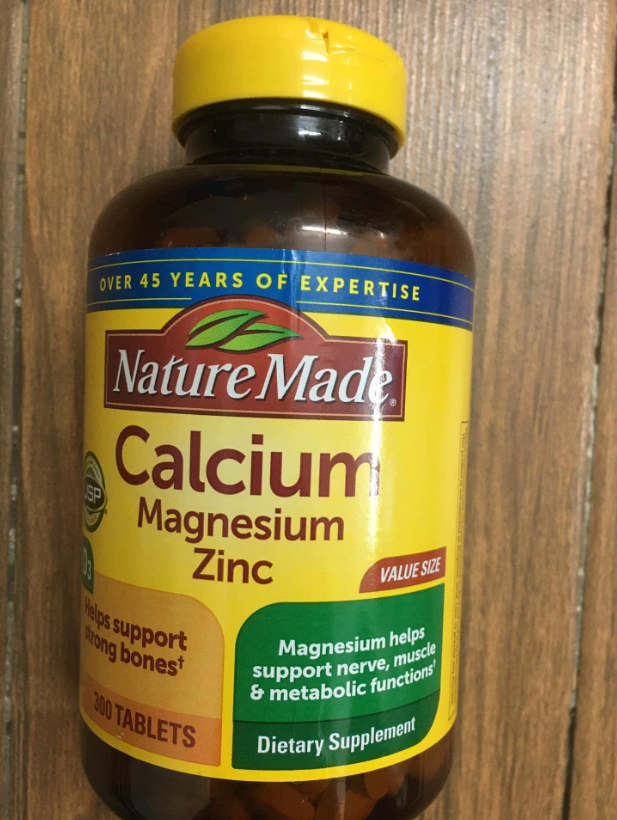 Viên uống Nature Made Calcium Magnesium Zinc With Vitamin D3 - Bổ sung Canxi, Magiê, Kẽm, Vitamin D3 300 viên cho sức khỏe xương khớp