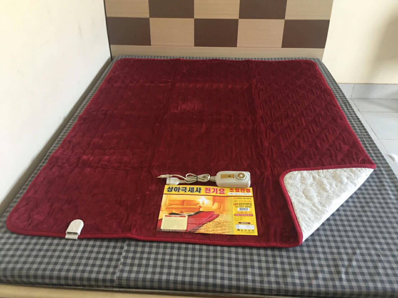 Chăn điện Kyungdong Hàn Quốc nhung đỏ cao cấp 135x180cm - Thiết bị chăm sóc sức khỏe, nhiệt độ tự nhiên giảm đau nhức xương khớp