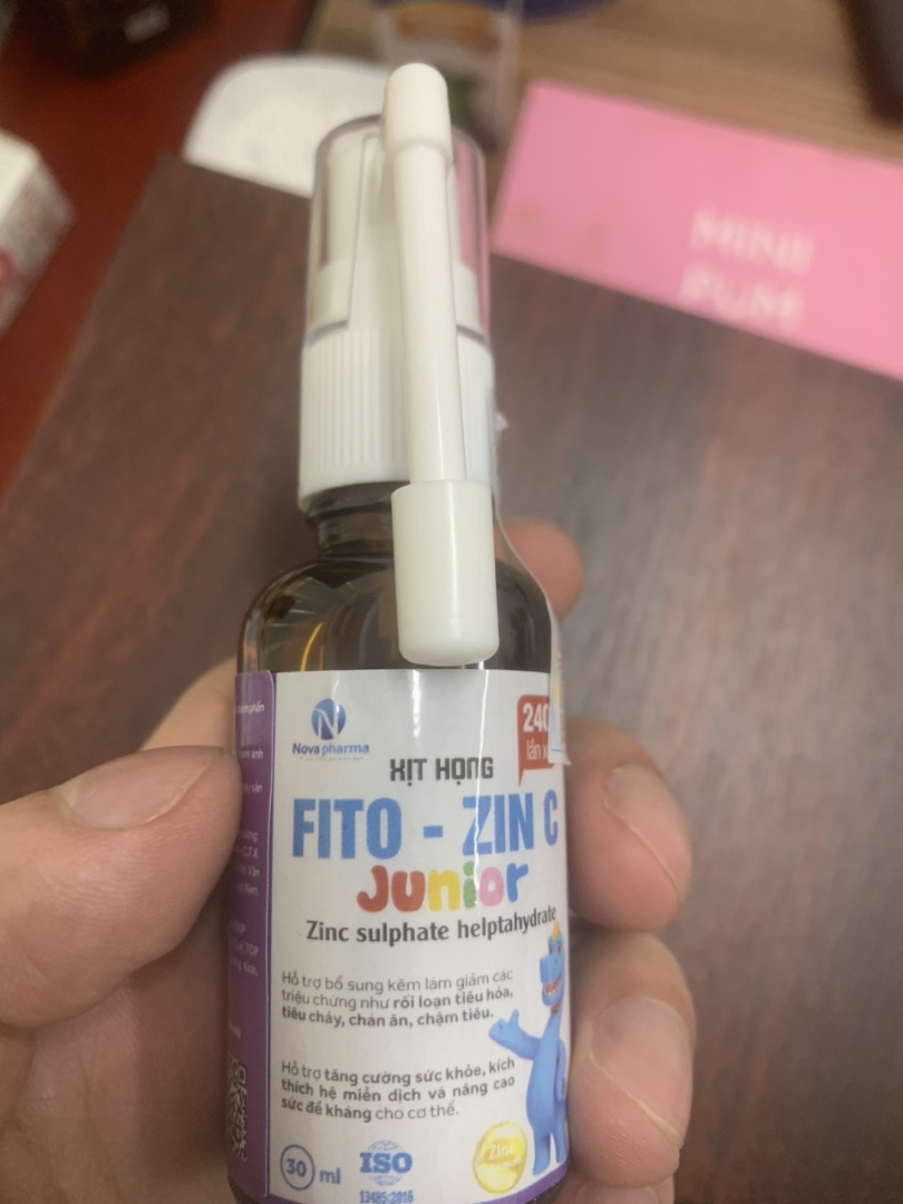 Xịt Họng Fito - Zinc Junior 20ml Hỗ Trợ Bổ Sung Kẽm Cho Trẻ - Cải Thiện Tình Trạng Lười Ăn, Khó Tiêu và Tăng Cường Đề Kháng