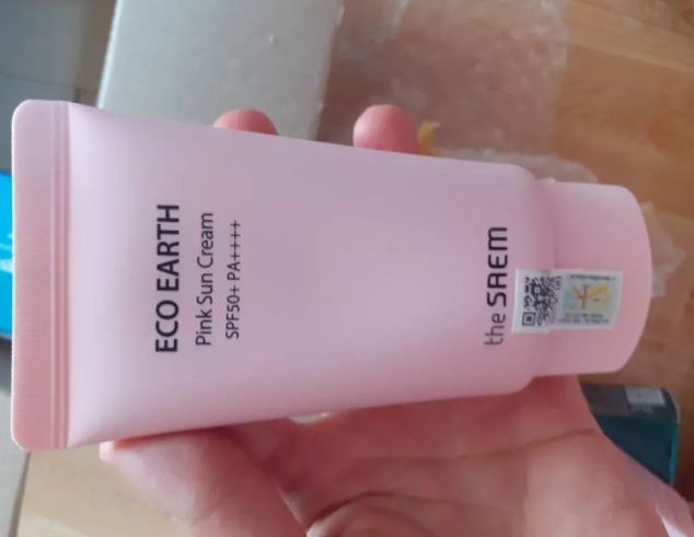Kem Chống Nắng The SAEM Eco Earth Power SPF 50+ - Bảo Vệ Da Mềm Mại, Thích Hợp Mọi Loại Da, Không Gây Nhờn Rít