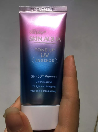 Kem Chống Nắng Skin Aqua Tone Up UV Essence SPF 50+ PA++++ - Bảo Vệ Da Nắng, Nâng Tone Da Mịn Màng, Hàng Nhật Chính Hãng