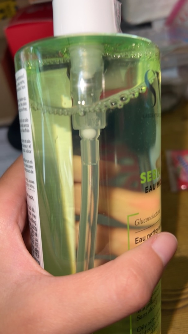 Nước Tẩy Trang SVR Sebiaclear Eau Micellaire 400ml - Làm Sạch Da Nhạy Cảm, Loại Bỏ Trang Điểm Không Thấm Nước, An Toàn Cho Da Mụn